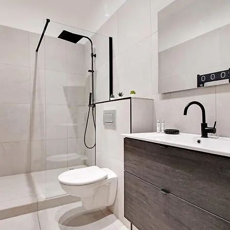 Amazing 4p1br - Buttes Chaumont Parigi